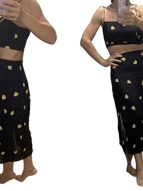 Reformation navy Midi Skirt with yellowy cream Heart Motif